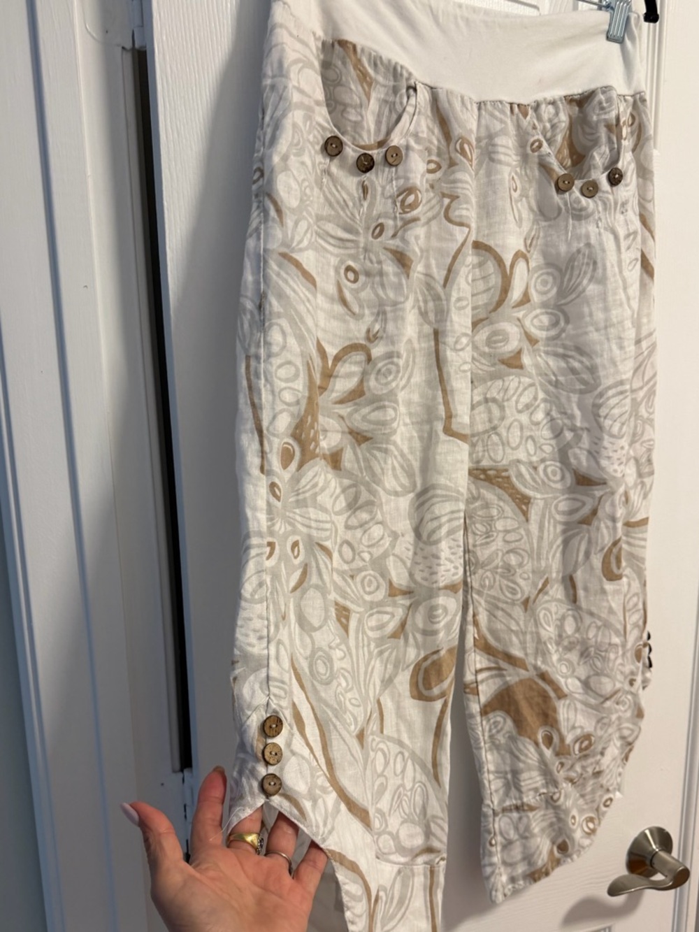Made in Italy Linen Lightweight White & tan Printed Wide-Leg Pants in Large - Picture 3 of 14
